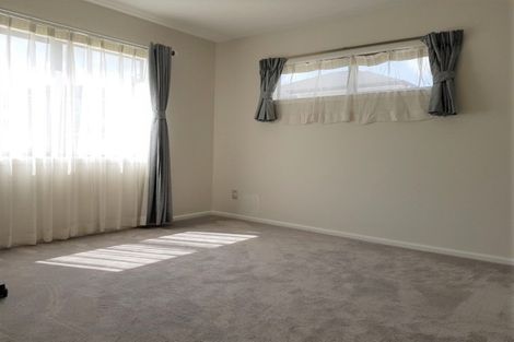 Photo of property in 18 Evelina Lane, Flat Bush, Auckland, 2019