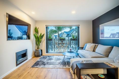 Photo of property in 2/386 Richmond Road, Grey Lynn, Auckland, 1021