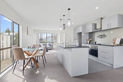 Photo of property in 19 Kotuku Crescent, Takanini, 2112