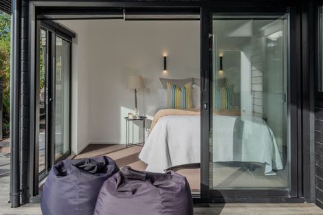 Photo of property in 29 Soleares Avenue, Mount Pleasant, Christchurch, 8081