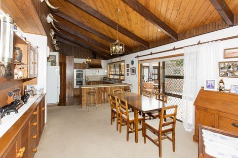 Photo of property in 242 Baylys Coast Road, Dargaville, 0377