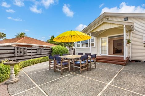 Photo of property in 11 Avalon Crescent, Avalon, Lower Hutt, 5011