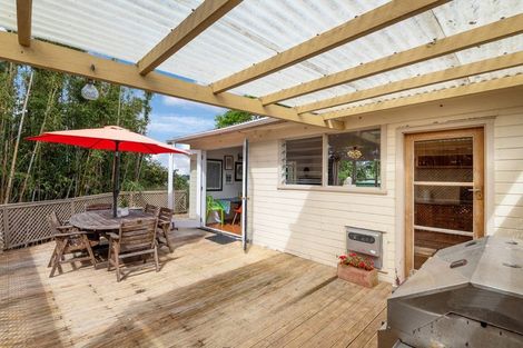 Photo of property in 2/36 Cassino Street, Bayswater, Auckland, 0622