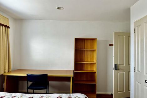 Photo of property in 5 Imran Terrace, Khandallah, Wellington, 6035