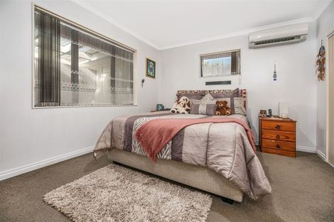 Photo of property in 82 Metcalfe Road, Ranui, Auckland, 0612