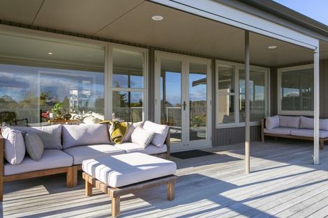 Photo of property in 46 Chesham Avenue, Waipahihi, Taupo, 3330