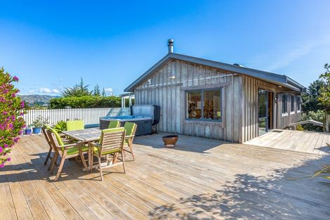 Photo of property in 338 Ngarara Road, Waikanae, 5391