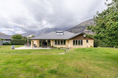 Photo of property in 33 Sylvan Street, Lake Hayes, Queenstown, 9304
