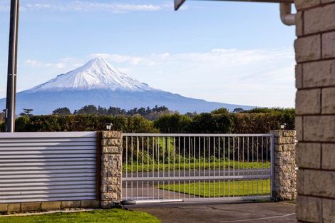 Photo of property in 38 Ketemarae Road, Normanby, Hawera, 4675