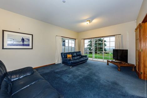 Photo of property in 411 Cashmere Road, Westmorland, Christchurch, 8025