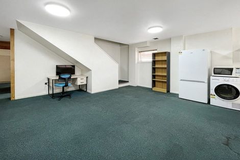 Photo of property in Te Awhina Apartments, 13/22 Sussex Street, Mount Cook, Wellington, 6021