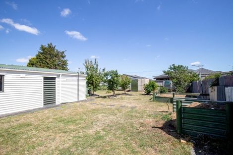 Photo of property in 33 Hayward Road, Ngatea, 3503