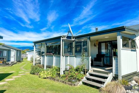 Photo of property in 64 Abel Tasman Drive, Takaka, 7110