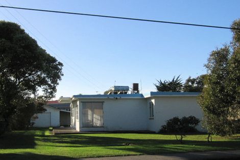 Photo of property in 45 Te Moana Road, Waikanae Beach, Waikanae, 5036