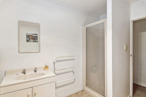 Photo of property in 6 Derham Road, Te Horo, Otaki, 5581