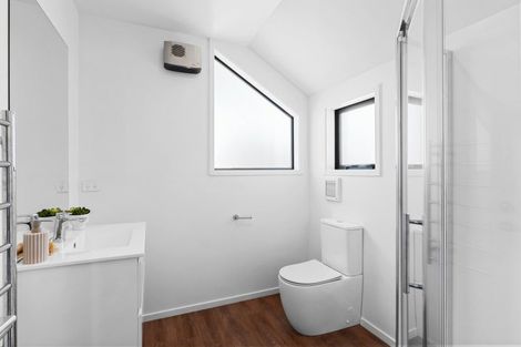 Photo of property in 1/45 Division Street, Riccarton, Christchurch, 8041