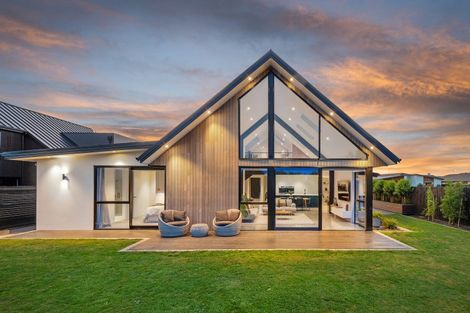 Photo of property in 21 Karere Avenue, Marshland, Christchurch, 8083