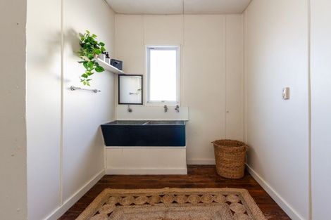 Photo of property in 5 Chambers Street, Te Awa, Napier, 4110