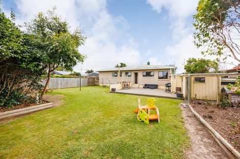 Photo of property in 2 Oaklea Avenue, Marton, 4710