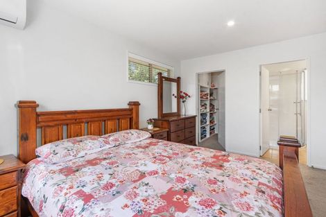Photo of property in 75a Farquhars Road, Redwood, Christchurch, 8051