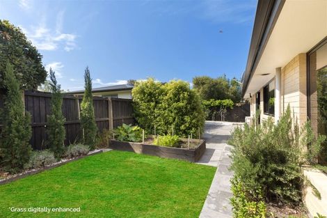 Photo of property in 2/193 Weston Road, St Albans, Christchurch, 8052