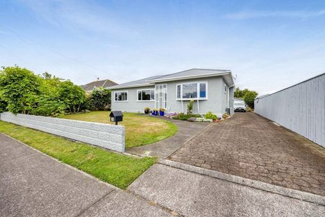 Photo of property in 18 Albion Street, Hawera, 4610