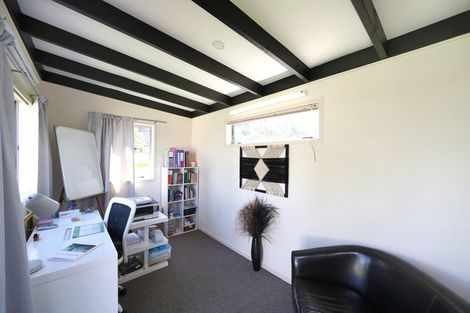 Photo of property in 26 Fleetwood Crescent, Flaxmere, Hastings, 4120