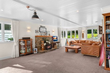 Photo of property in 956 Oneriri Road, Kaiwaka, 0573