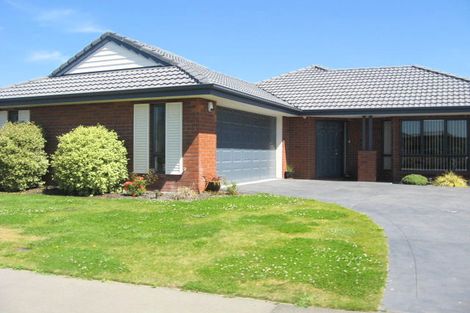 Photo of property in 34 Limes Avenue, Parklands, Christchurch, 8083