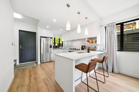 Photo of property in 32 Bight Road, Long Bay, Auckland, 0630