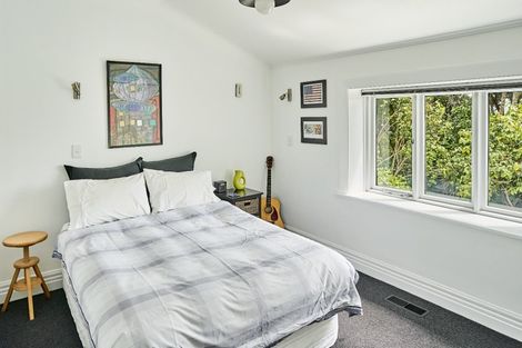 Photo of property in 31 Nikau Street, Eastbourne, Lower Hutt, 5013