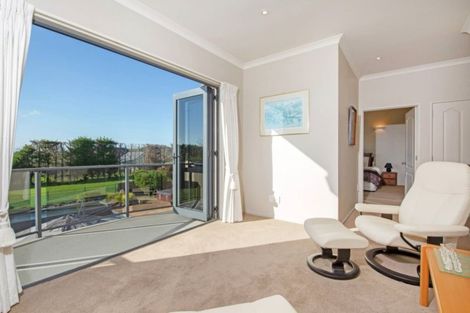 Photo of property in 68 Porterfield Road, Whitford, Howick, 2571