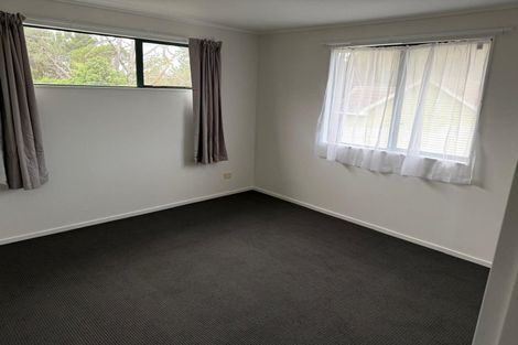 Photo of property in 10 Kaponga Crescent, New Lynn, Auckland, 0600