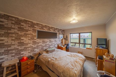 Photo of property in 375 Westminster Avenue, Tamatea, Napier, 4112