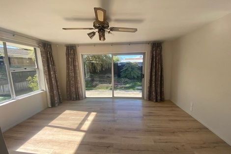 Photo of property in 83b Cottonwood Street, Parklands, Christchurch, 8083