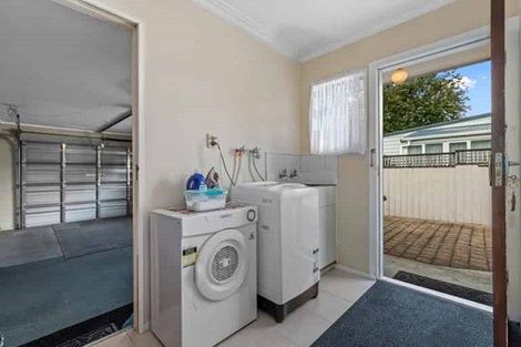 Photo of property in 489 Devonport Road, Tauranga South, Tauranga, 3112