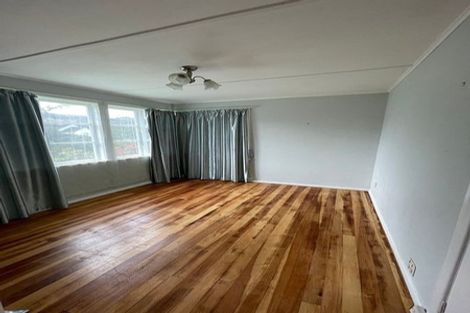 Photo of property in 15 Lockwood Crescent, Taita, Lower Hutt, 5011