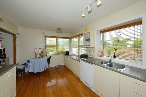 Photo of property in 3 Corson Avenue, Beckenham, Christchurch, 8023