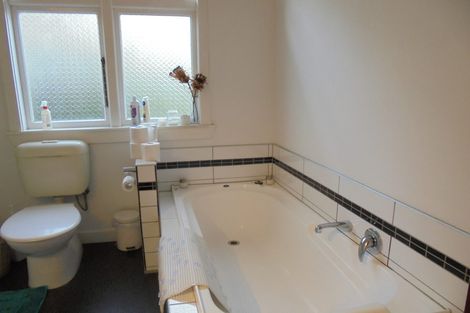 Photo of property in 35 Hinemoa Street, Spreydon, Christchurch, 8024