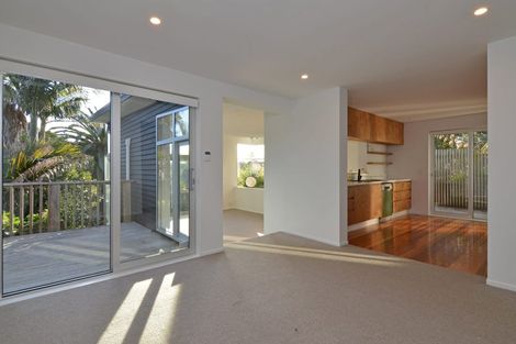 Photo of property in 58 Matai Road, Raumati South, Paraparaumu, 5032