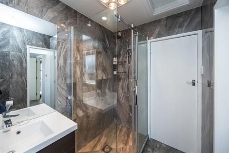 Photo of property in 47 Vardon Road, St Andrews, Hamilton, 3200