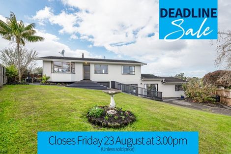 Photo of property in 3 Foyle Place, Glendene, Auckland, 0602