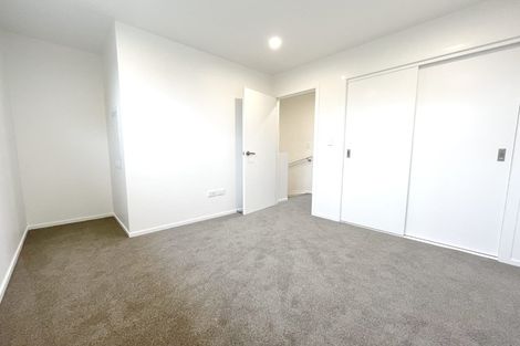 Photo of property in 4/12 Enderby Drive, Te Atatu Peninsula, Auckland, 0610