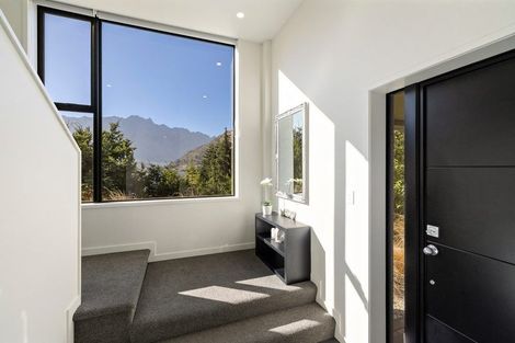 Photo of property in 10 Livingstone Lane, Frankton, 9300