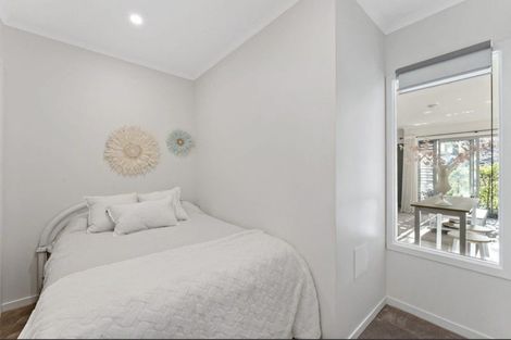 Photo of property in 11/2 Warrant Officer Lane, Hobsonville, Auckland, 0616