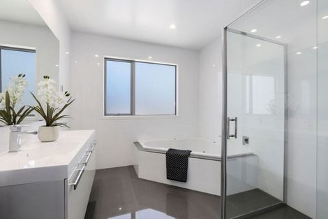 Photo of property in 5 Kemble Place, Flagstaff, Hamilton, 3210