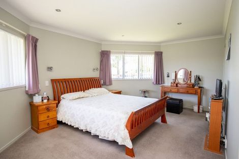 Photo of property in 27 Benner Drive, Ngatea, 3503