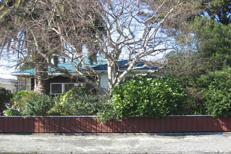 Photo of property in 12 Armstrong Avenue, Carterton, 5713