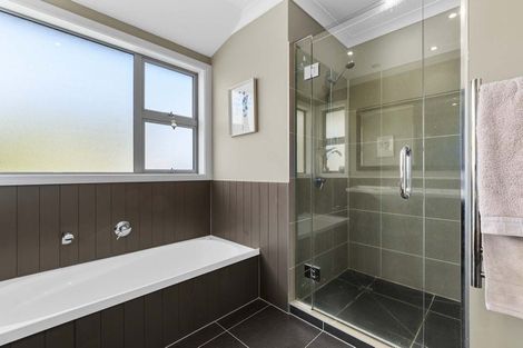 Photo of property in 22 Andrew Place, Otumoetai, Tauranga, 3110