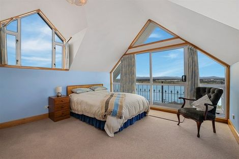 Photo of property in 40 Saint Andrews Hill Road, Mount Pleasant, Christchurch, 8081